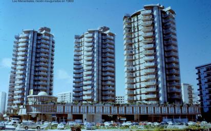 Vista exterior de Pis en venda en Torremolinos amb Terrassa, Balcó i Piscina comunitària