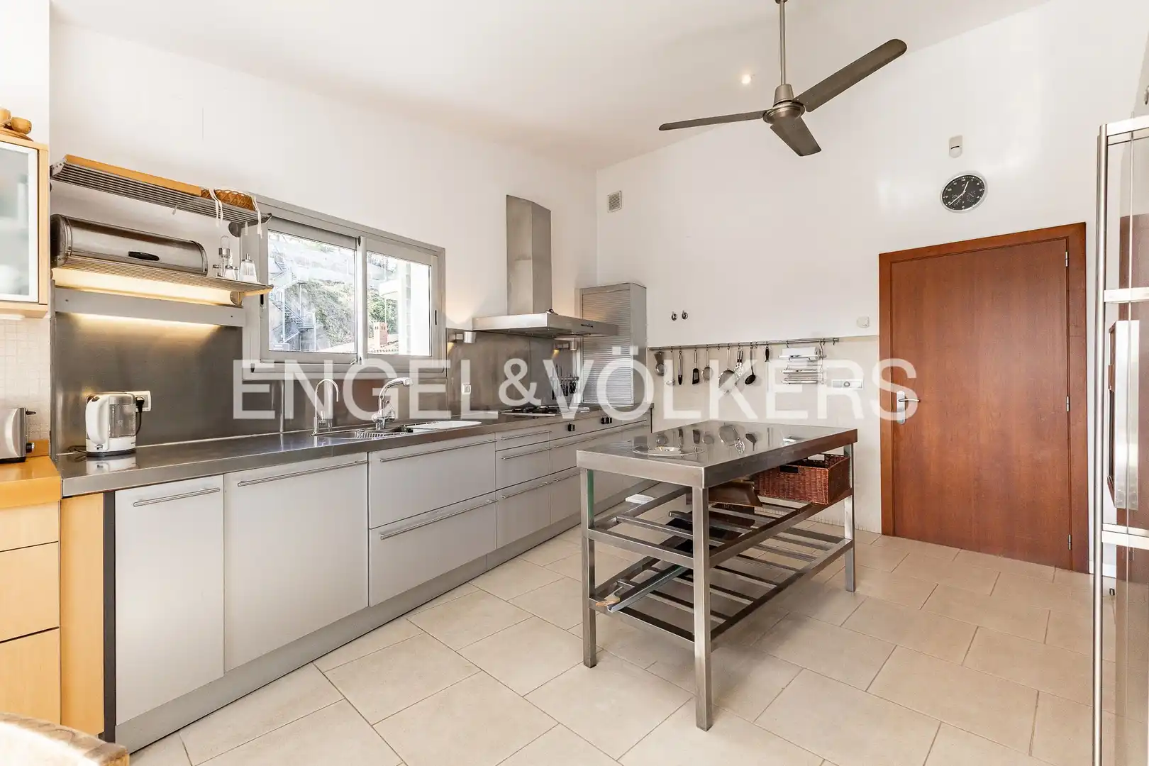 Cocina de Casa o chalet en venta en Sant Andreu de Llavaneres con Calefacción, Jardín privado y Parquet