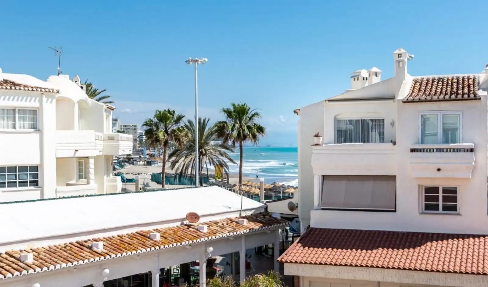 Vista exterior de Pis en venda en Benalmádena amb Aire condicionat, Calefacció i Terrassa