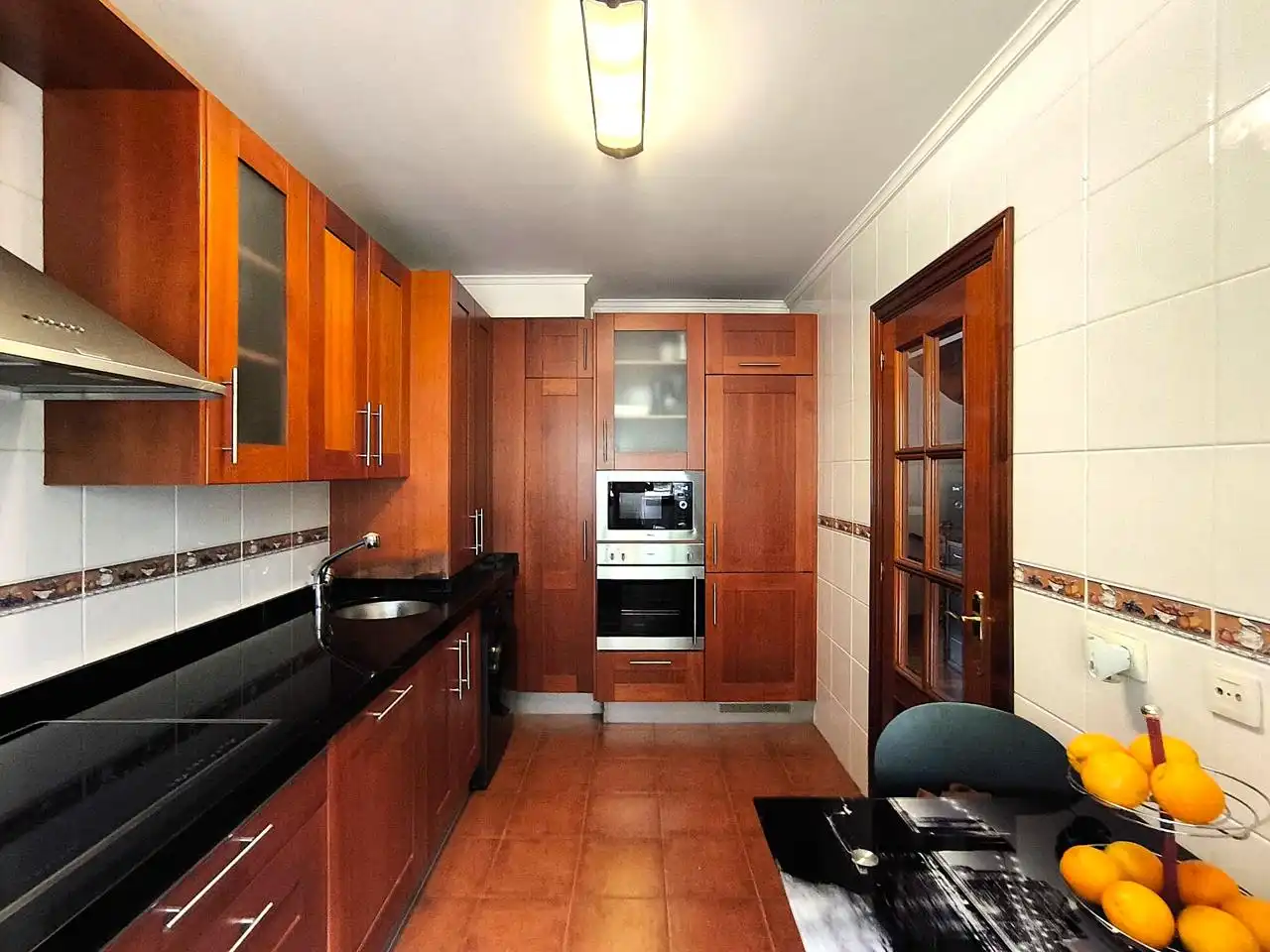 Cocina de Casa adosada en venta en Castro-Urdiales con Calefacción, Terraza y Balcón