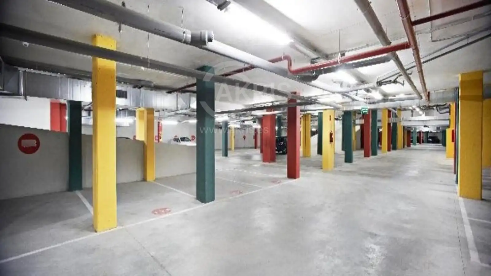 Einzelparkplatz zum Verkauf in Sud