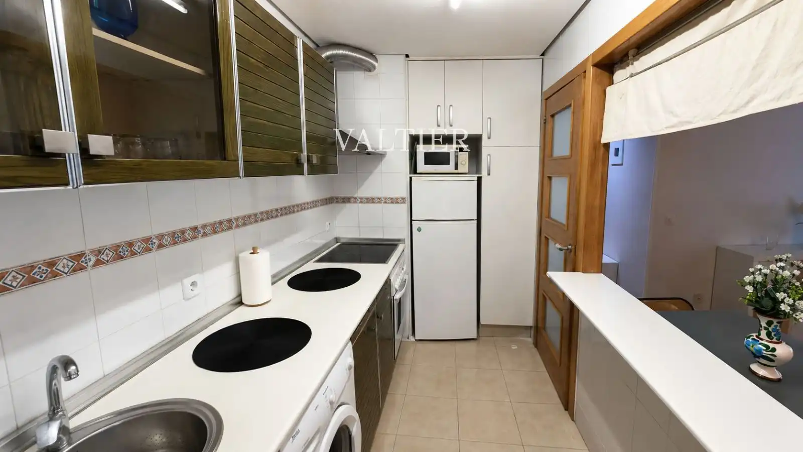 Kitchen of Flat for rent in Madrid  with Air Conditioner, Terrace and Furnished