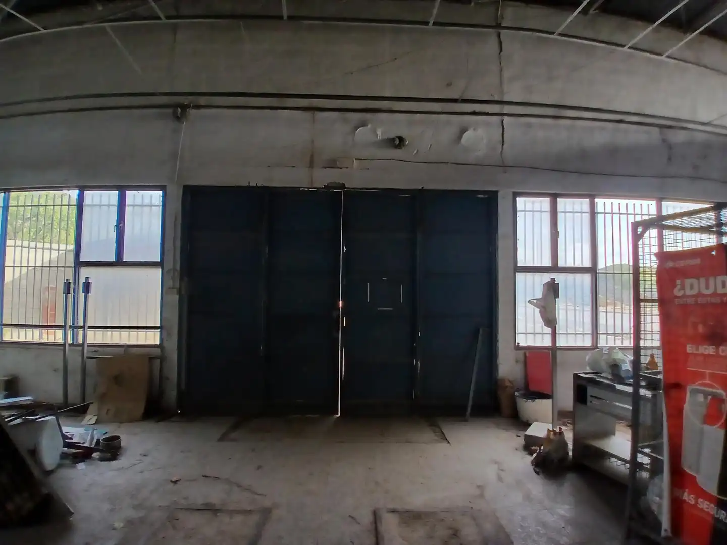 Nave industrial en venta en Algueña