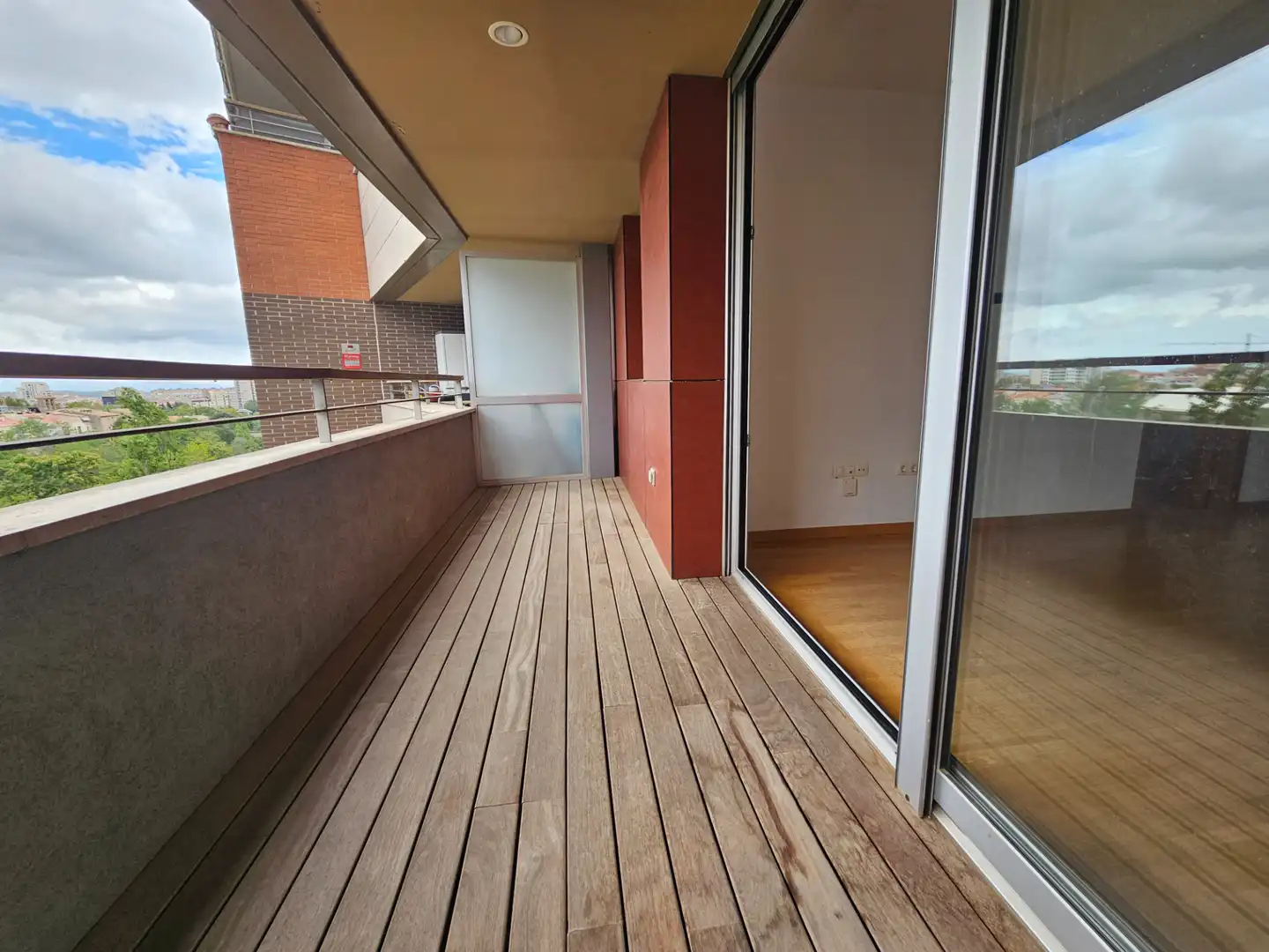 Terraza de Piso de alquiler en Terrassa con Aire acondicionado, Calefacción y Jardín privado