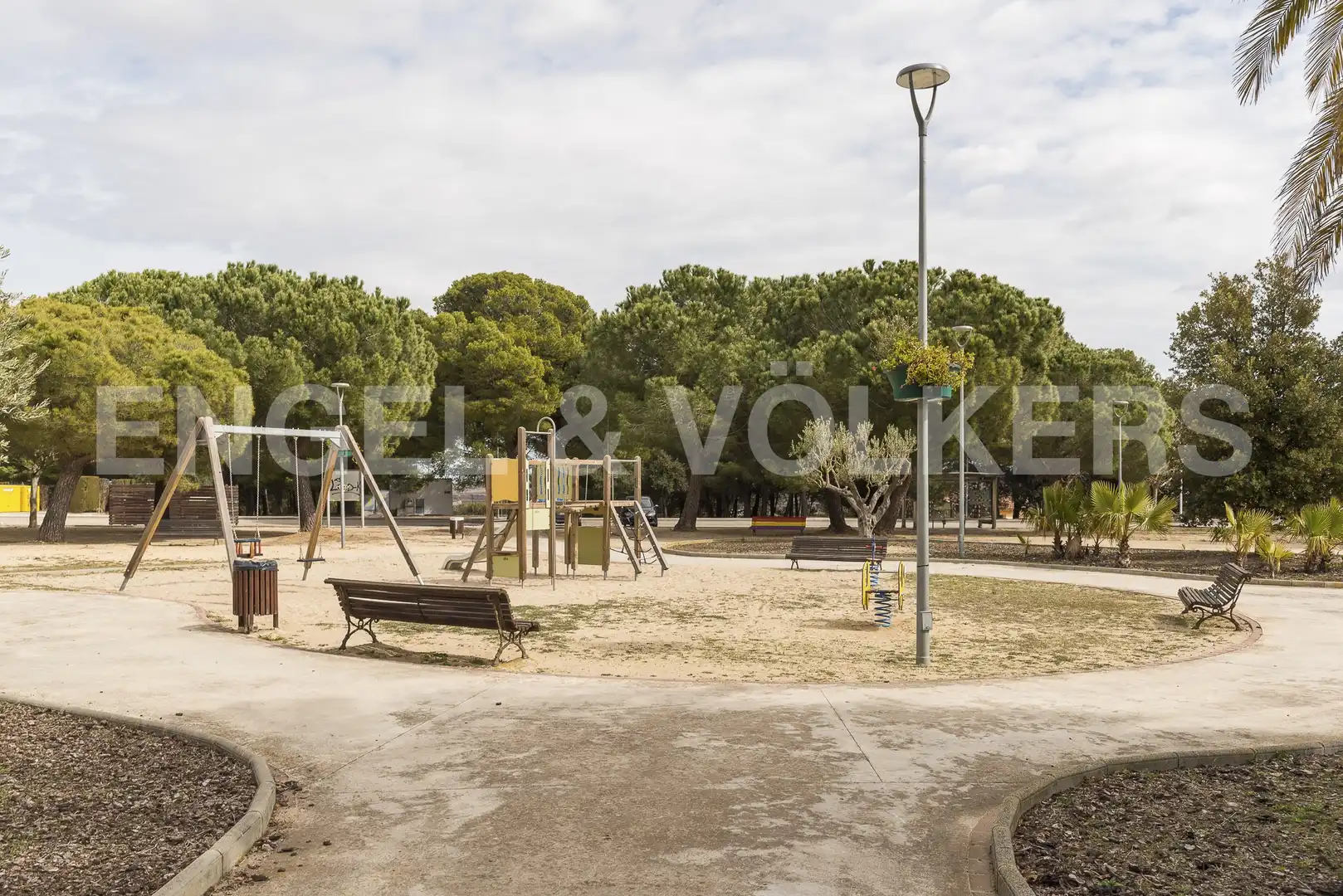 Vista exterior de Casa o xalet en venda en Pacs del Penedès amb Calefacció, Jardí privat i Parquet