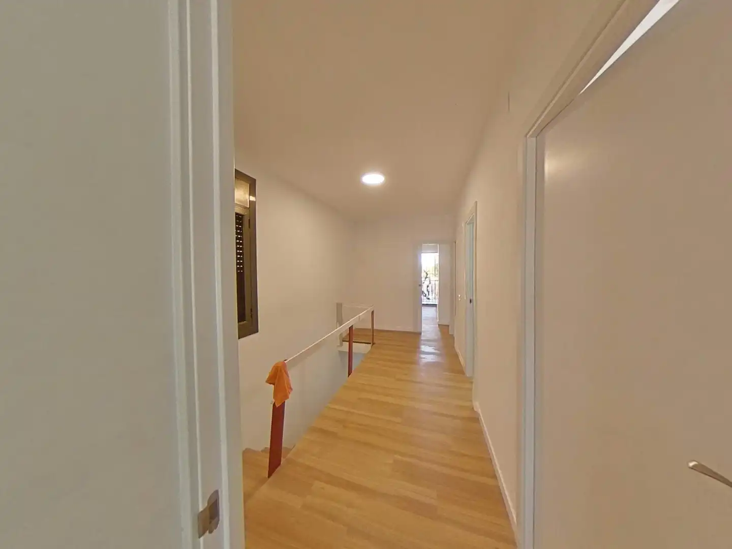 Einfamilien-Reihenhaus zum Verkauf in El Vendrell mit Privatgarten und Parkett