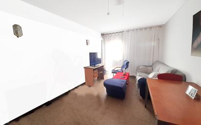 Living room of Flat for sale in Girona Capital  with Air Conditioner