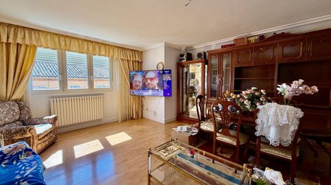 Foto 4 de Casa o chalet en venta en Villaturiel, León