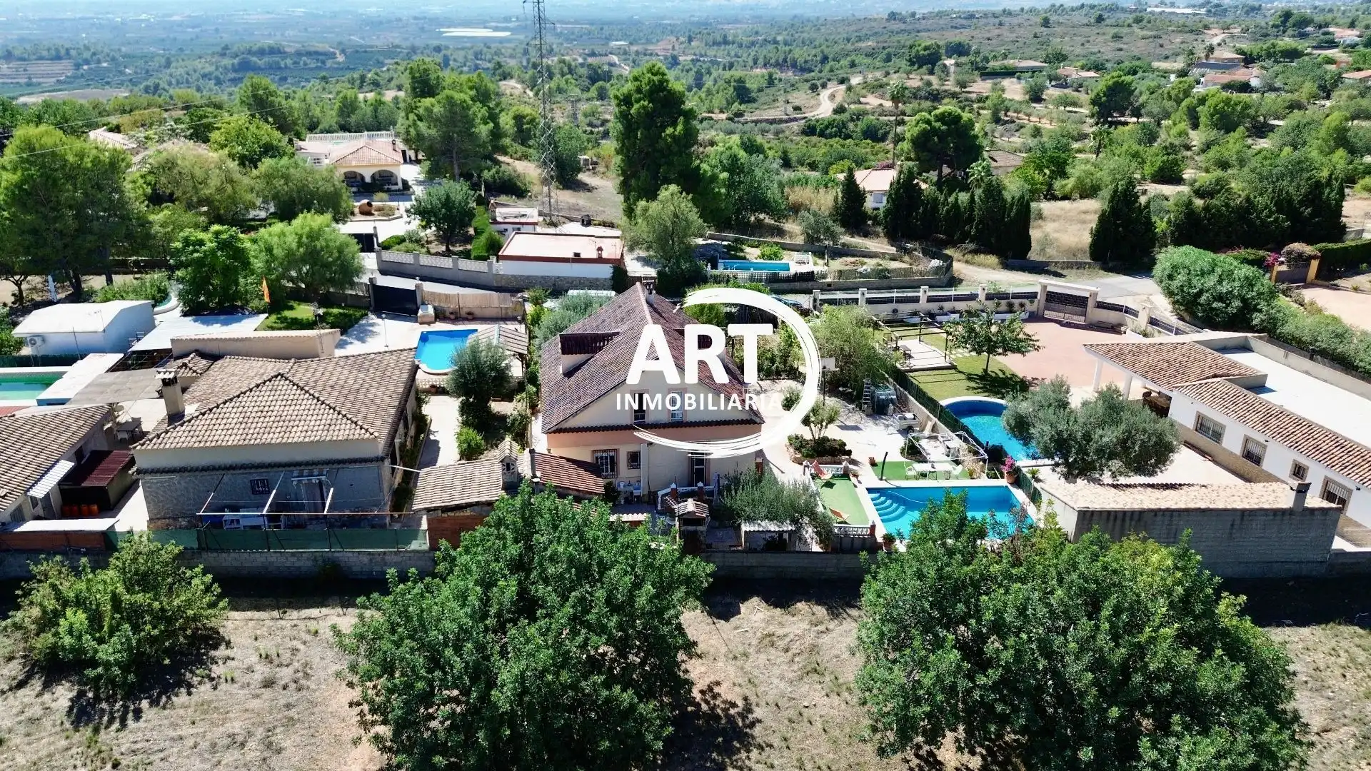 Casa con piscina en venta en los visos, imagen 2