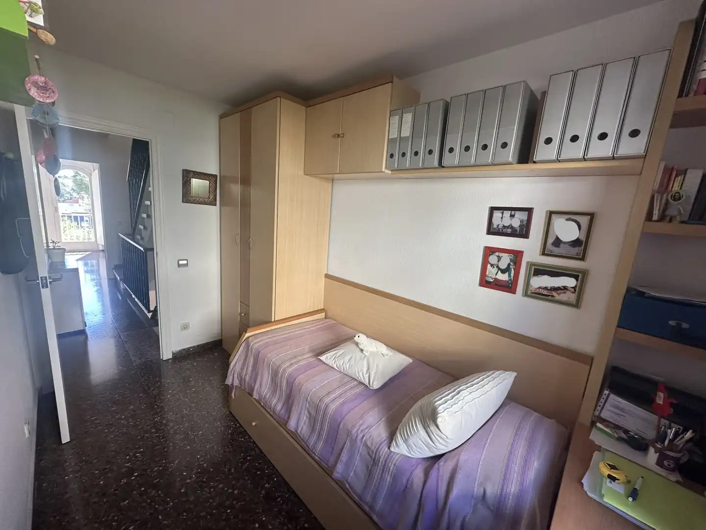 Habitación de Casa adosada en venta en Santa Coloma de Gramenet con Terraza y Balcón