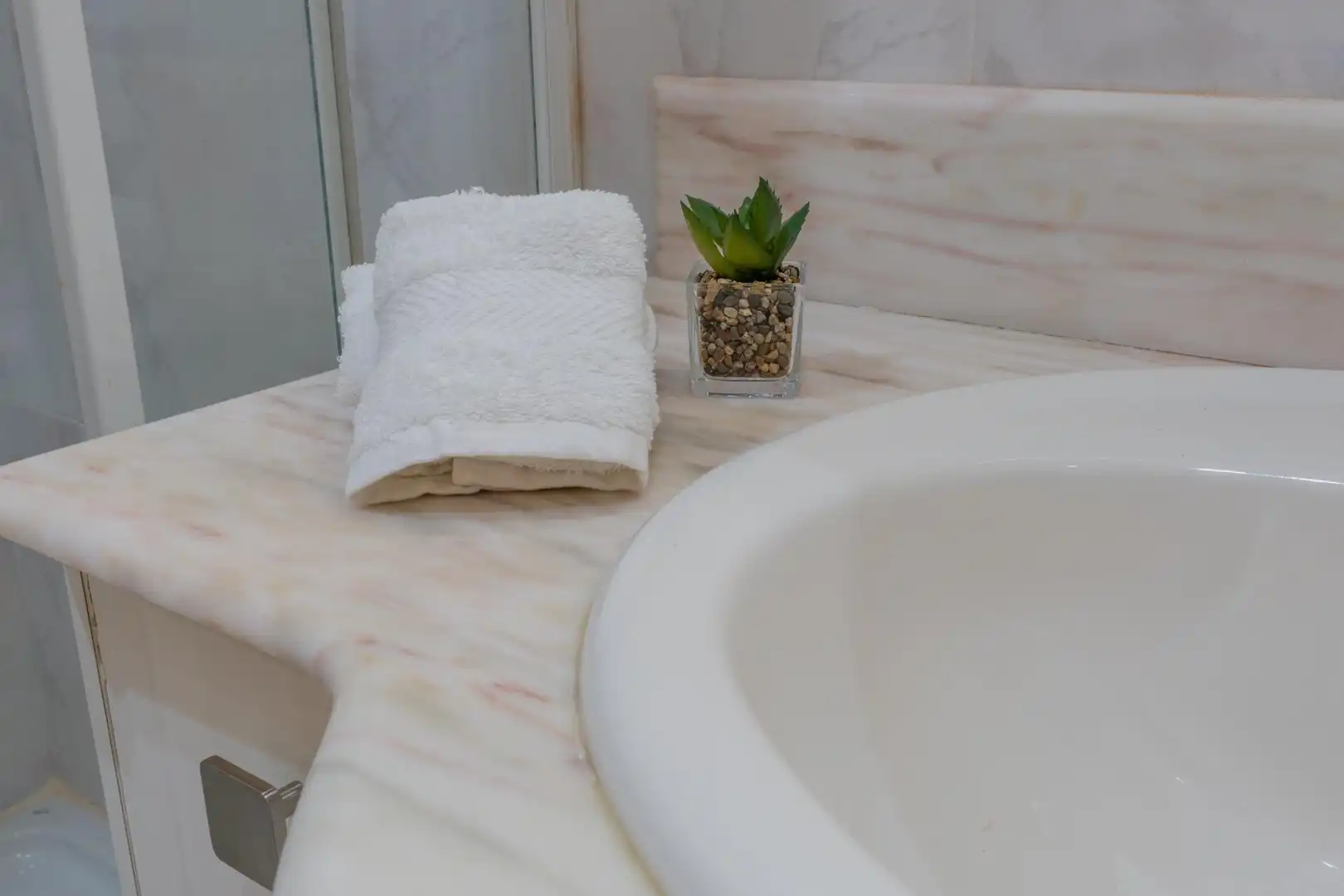 Baño de Piso en venta en Elche / Elx con Aire acondicionado, Amueblado y Balcón