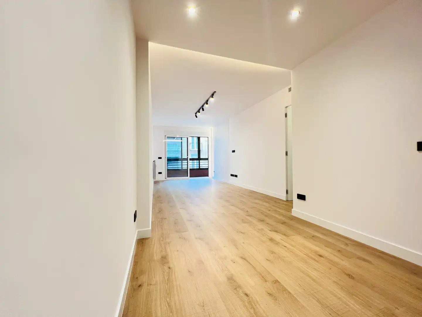 Flat for sale in Madrid  with Air Conditioner, Heating and Terrace