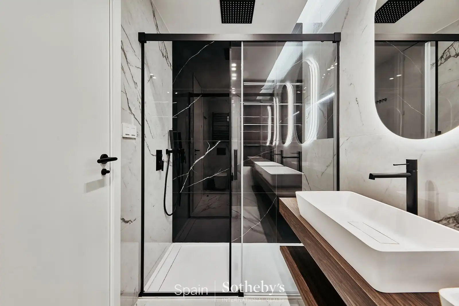 Baño de Apartamento en venta en Madrid con Aire acondicionado, Calefacción y Terraza