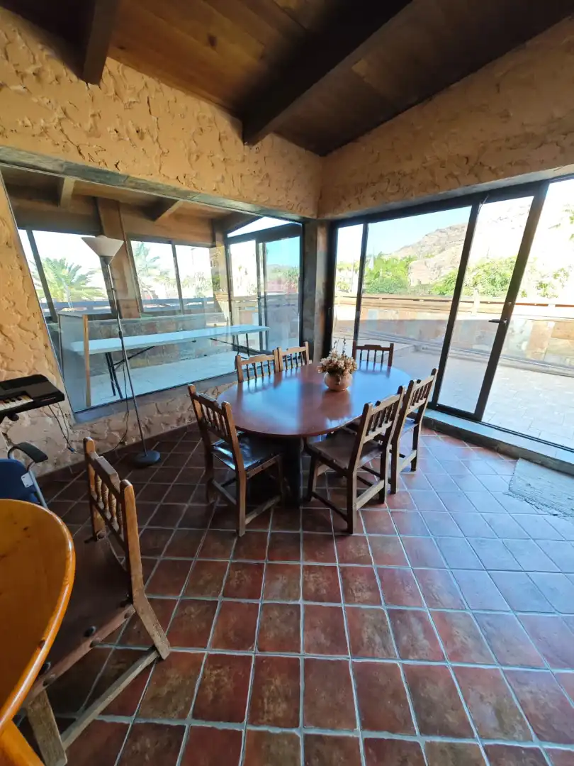 Esszimmer von Haus oder Chalet zum Verkauf in Mogán mit Privatgarten, Terrasse und Möbliert