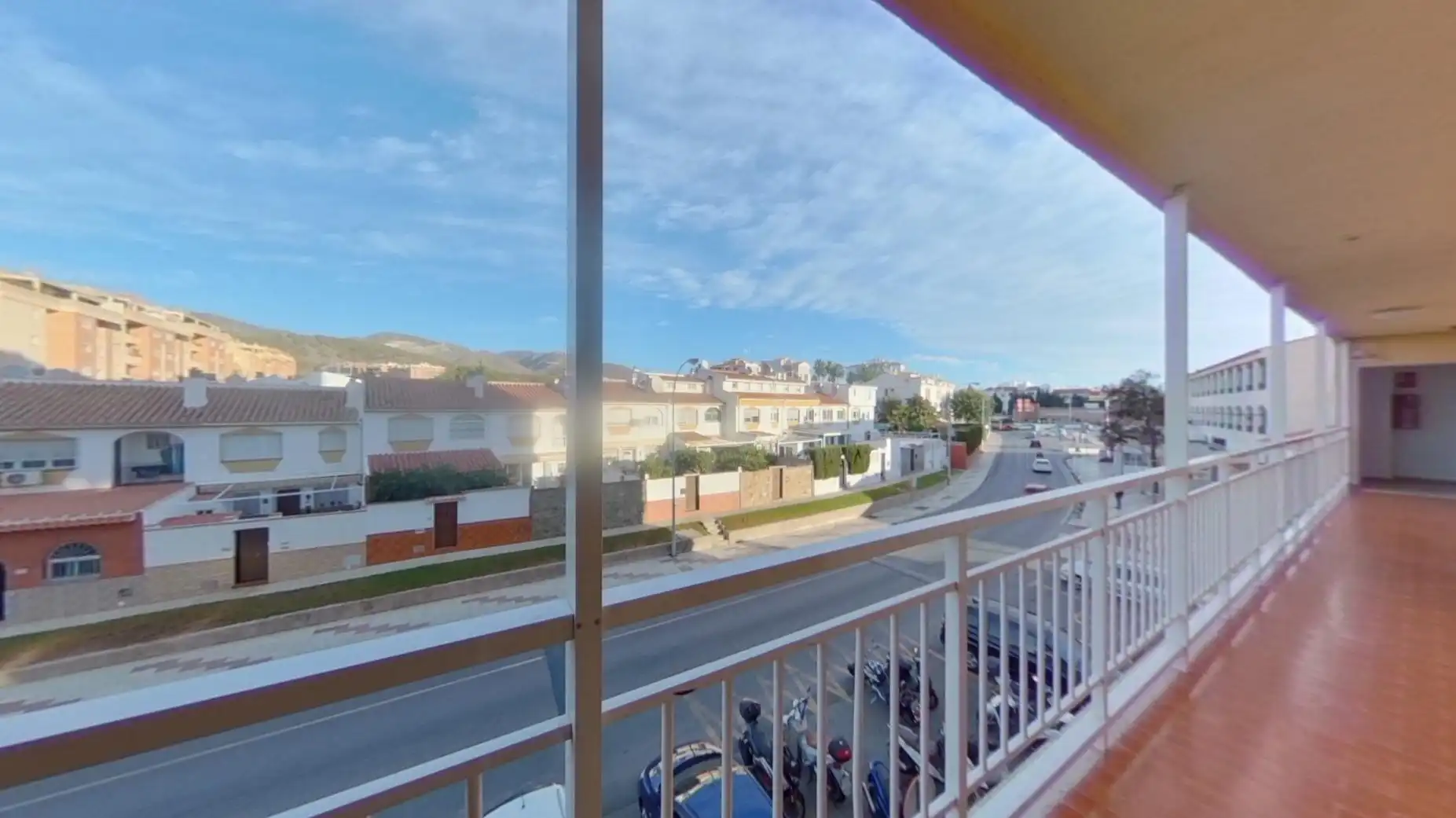 Vista exterior de Estudio en venta en Torremolinos con Piscina comunitaria