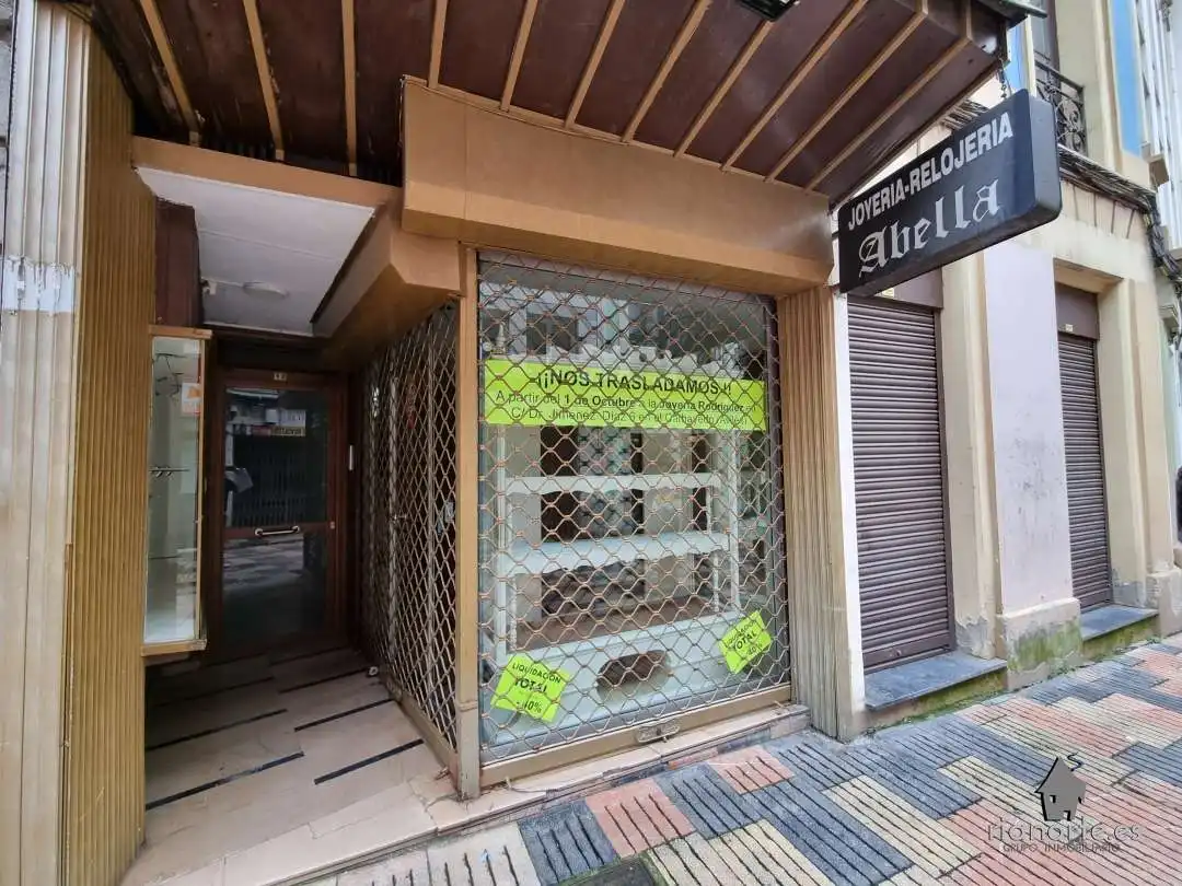 Local comercial en venta en Centro, imagen 2