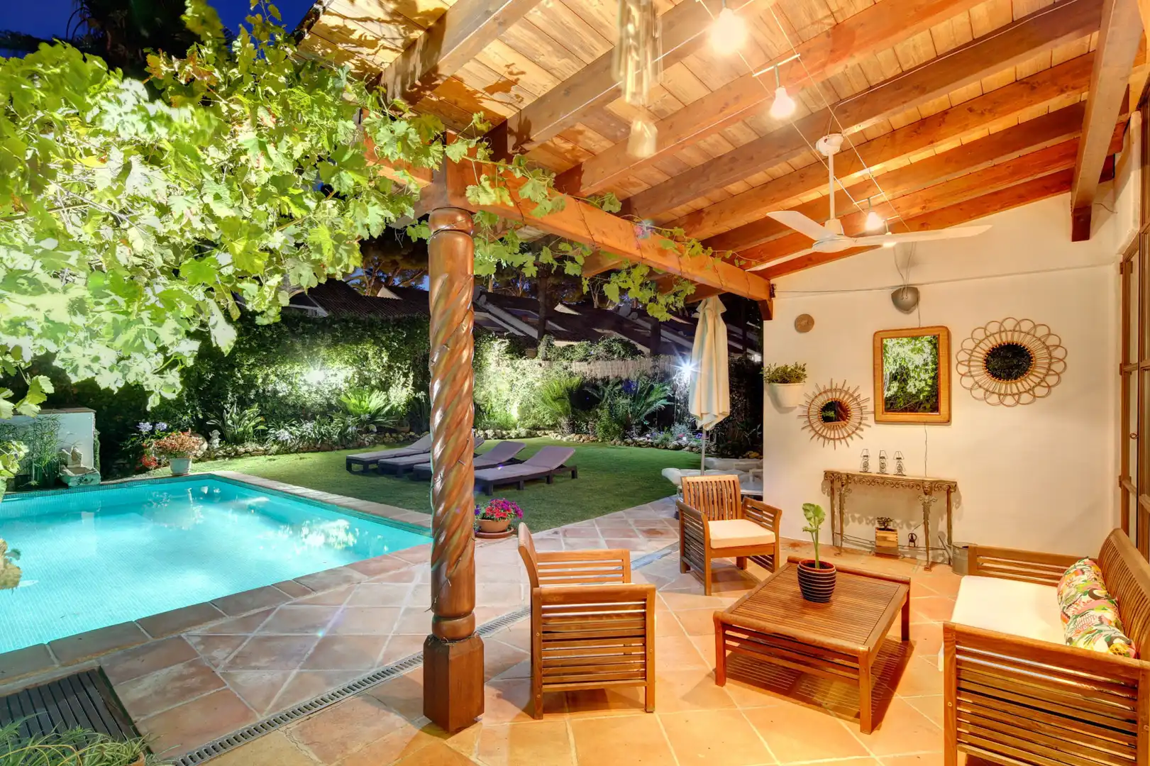 Terrassa de Casa o xalet de lloguer en Marbella amb Jardí privat, Terrassa i Piscina