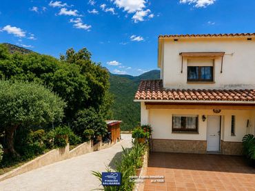 Adosado con balcón en venta en Bigues i Riells del Fai