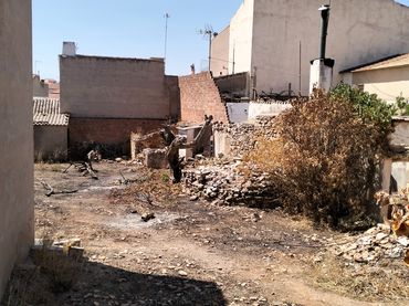 Terreno residenziale in vendita a Calle Cementerio 8
