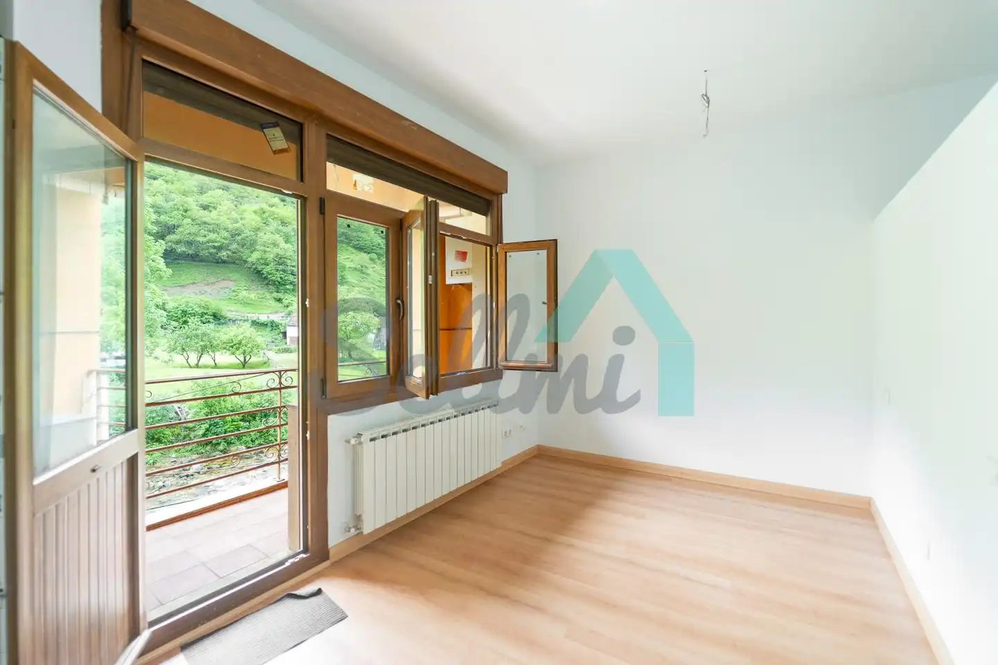 Terraza de Estudio en venta en Aller con Calefacción, Terraza y Trastero