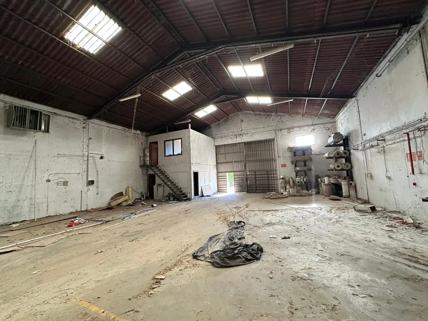 Nau industrial en venda en Villalbilla de Burgos