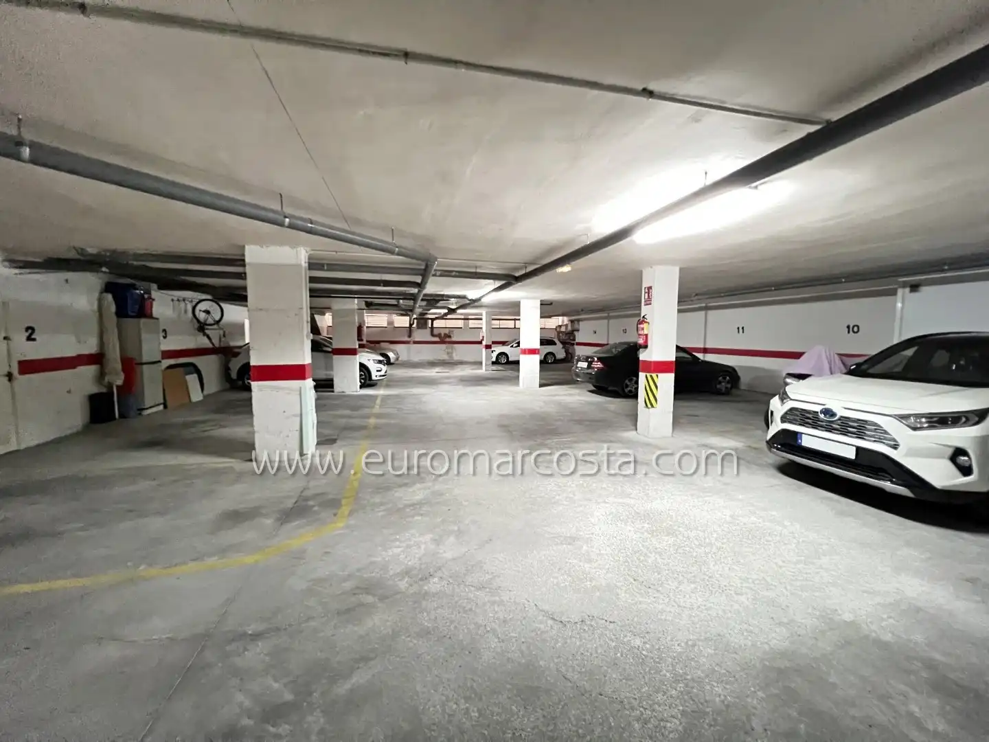Parking of Flat for sale in Guardamar del Segura  with Air Conditioner, Heating and Terrace