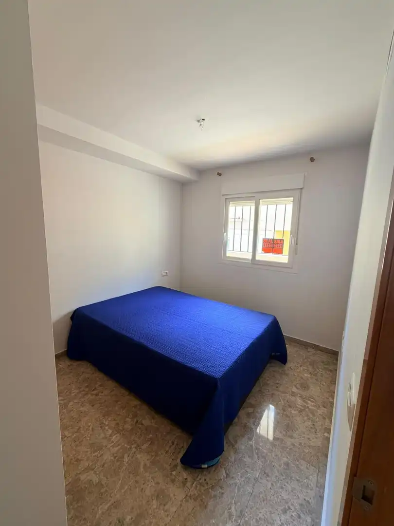 Bedroom of Flat for sale in El Pinillo 