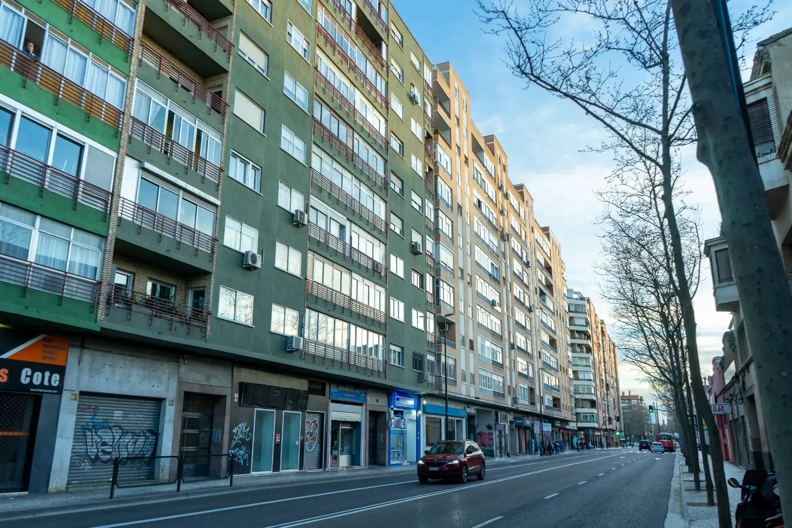Vista exterior de Pis en venda en Zaragoza amb Aire condicionat, Calefacció i Forn
