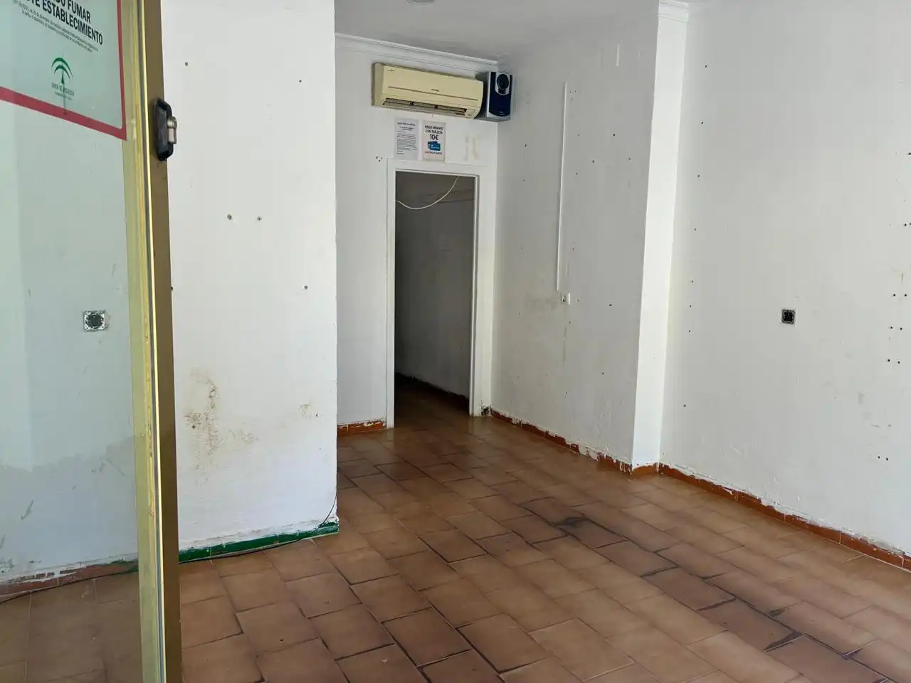 Local de lloguer en Cádiz amb Aire condicionat