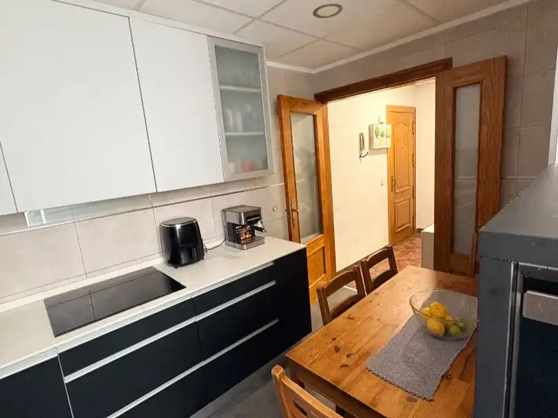 Cocina de Piso en venta en Torrevieja con Aire acondicionado, Terraza y Balcón