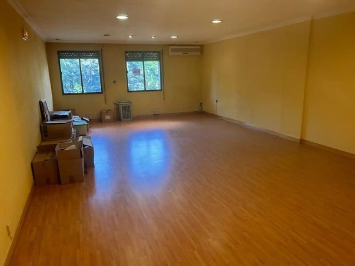 Office space to rent in Avenida Primero de Mayo, imagen 6