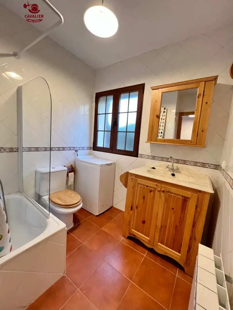 Baño de Casa o chalet de alquiler en Los Molinos con Calefacción, Jardín privado y Terraza