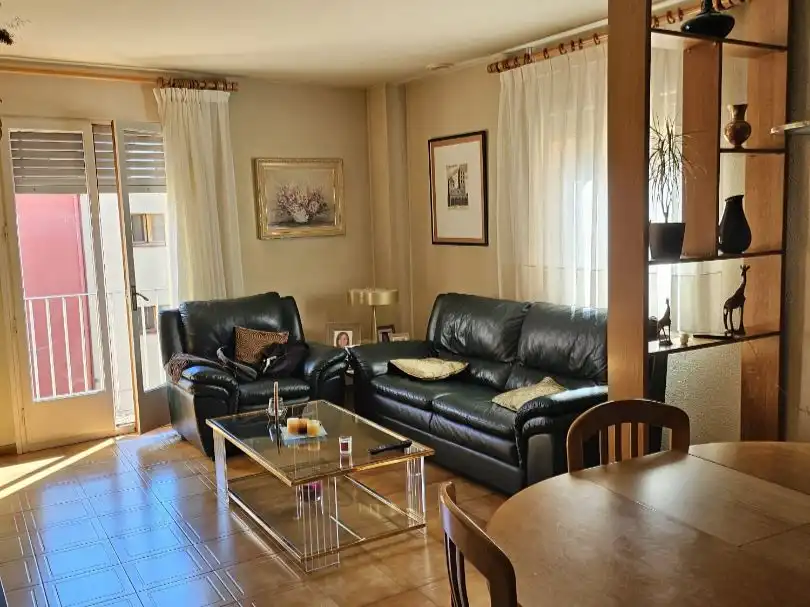 Dúplex en venta en Plaça de L'abat Oliba s/n