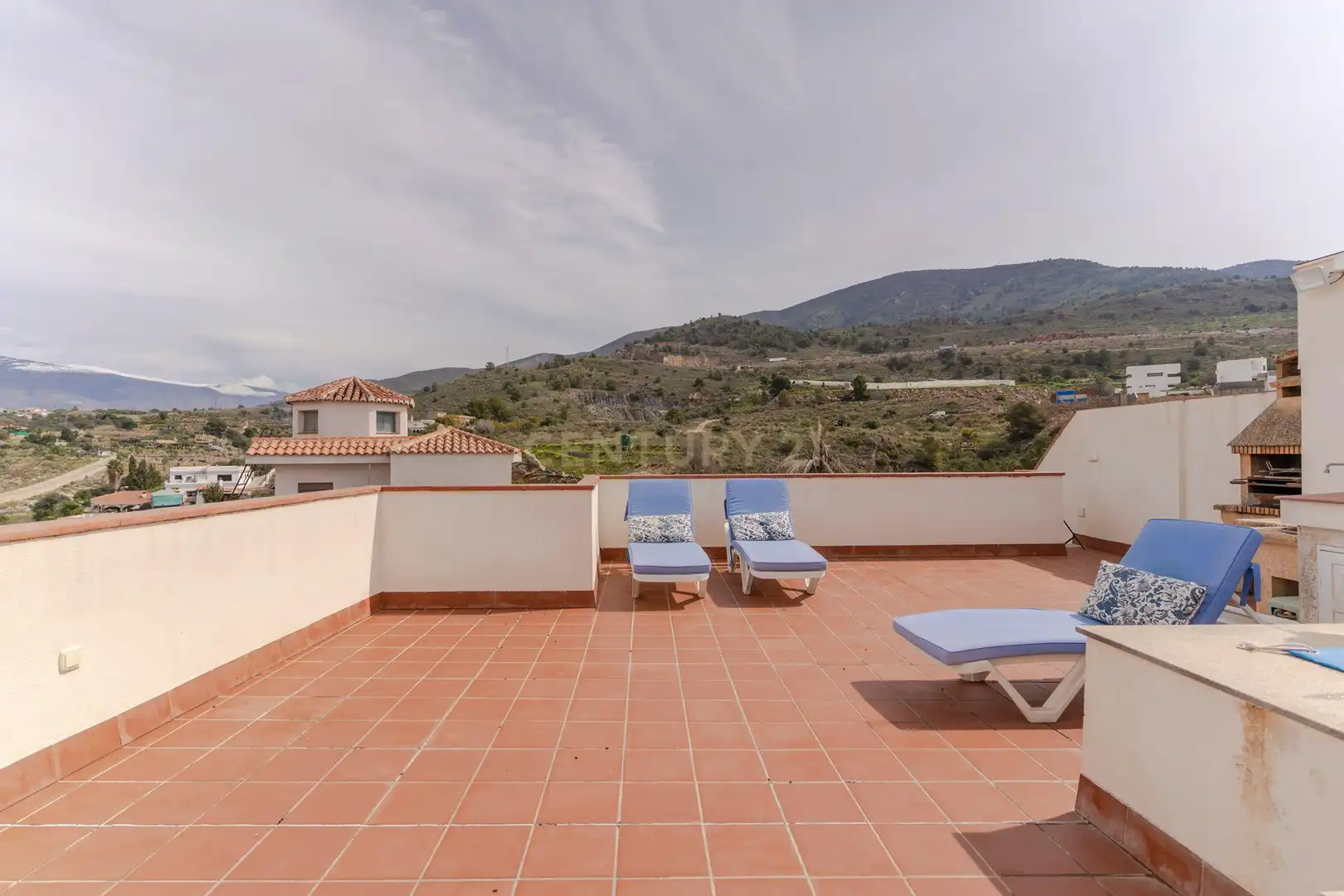 Terraza de Apartamento en venta en Vélez de Benaudalla con Aire acondicionado, Trastero y Piscina