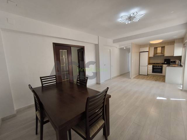Piso en Venta en AVINGUDA REIS CATOLICS en Alginet