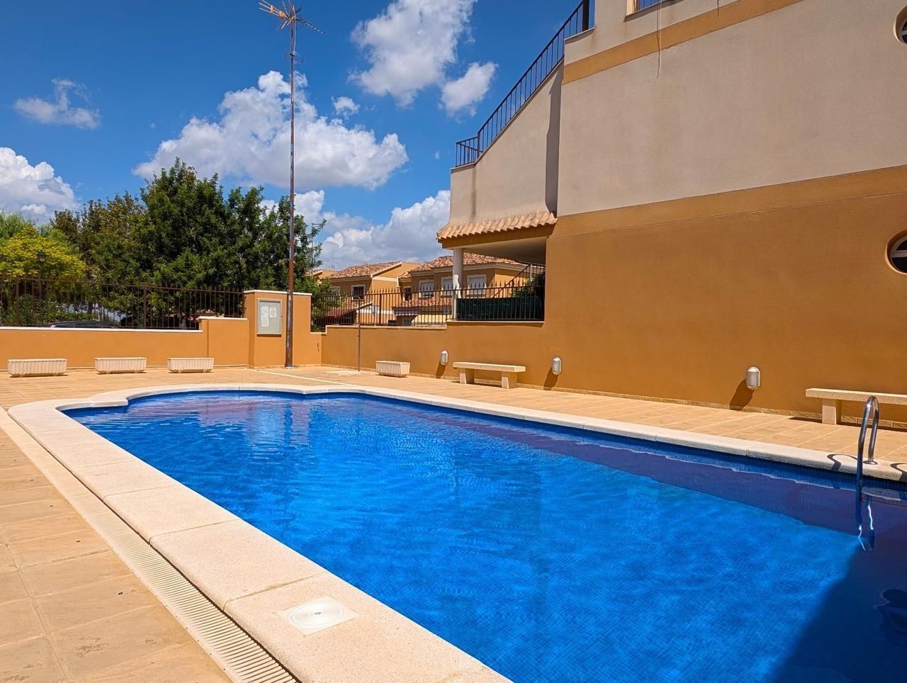Piscina de Apartament en venda en Benejúzar amb Aire condicionat, Jardí privat i Terrassa