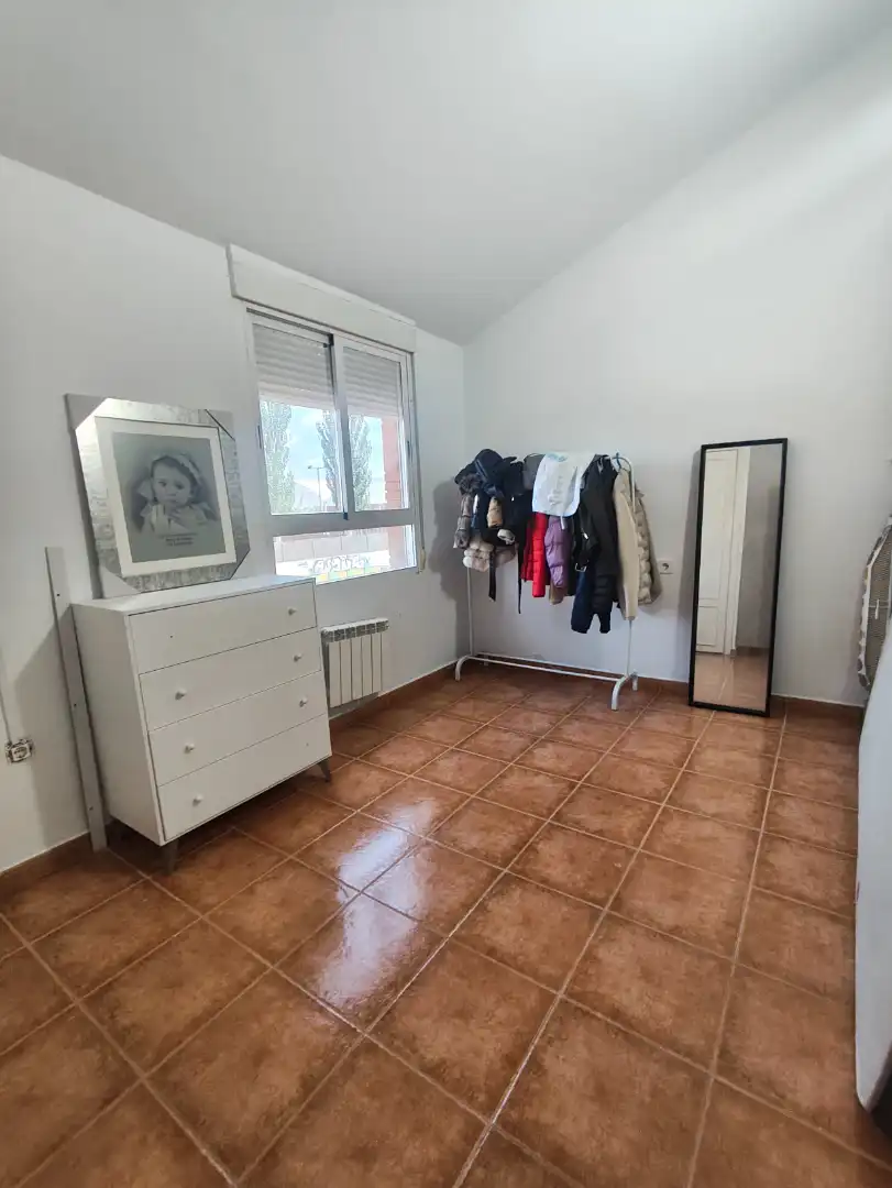 Dormitori de Casa o xalet en venda en Las Ventas de Retamosa amb Aire condicionat, Calefacció i Jardí privat