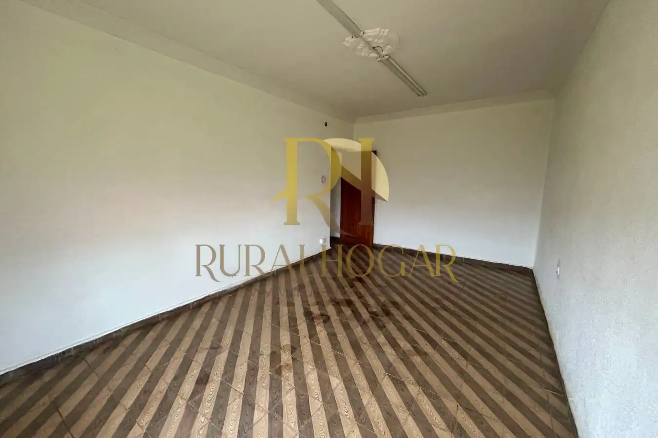 Houses for sale in Santas Martas  with Heating, Private garden and Terrace