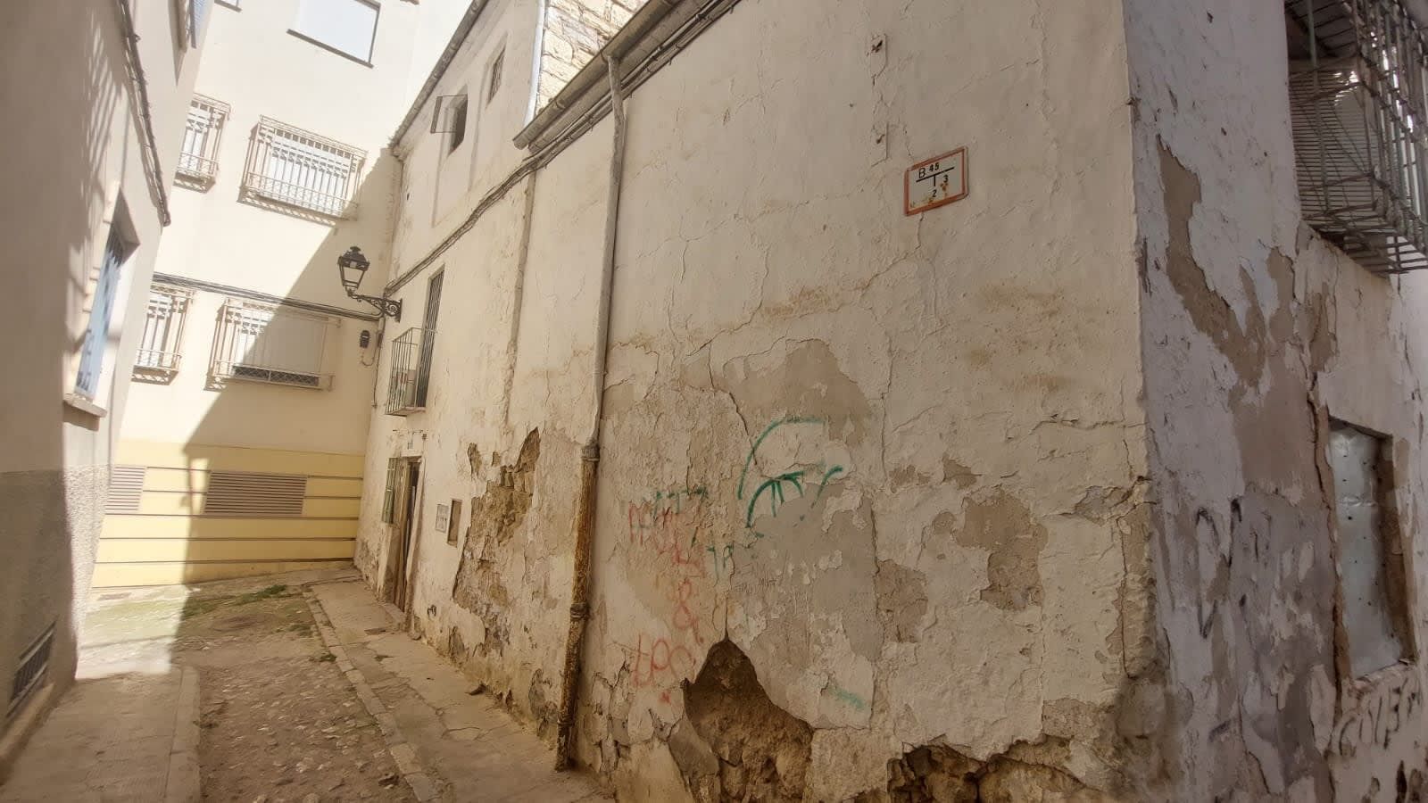 Exterior view of House or chalet for sale in  Jaén Capital  with Balcony