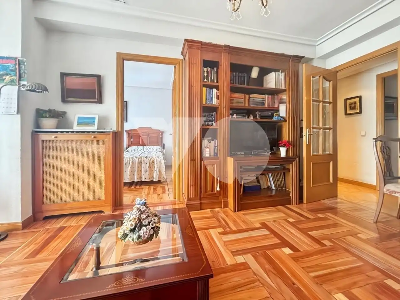 Sala d'estar de Pis en venda en Madrid amb Aire condicionat, Calefacció i Parquet