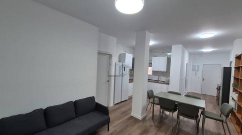 Foto 3 de Piso para compartir en Carrer de la Pobla de Farnals, 5, Albors,  Valencia Capital