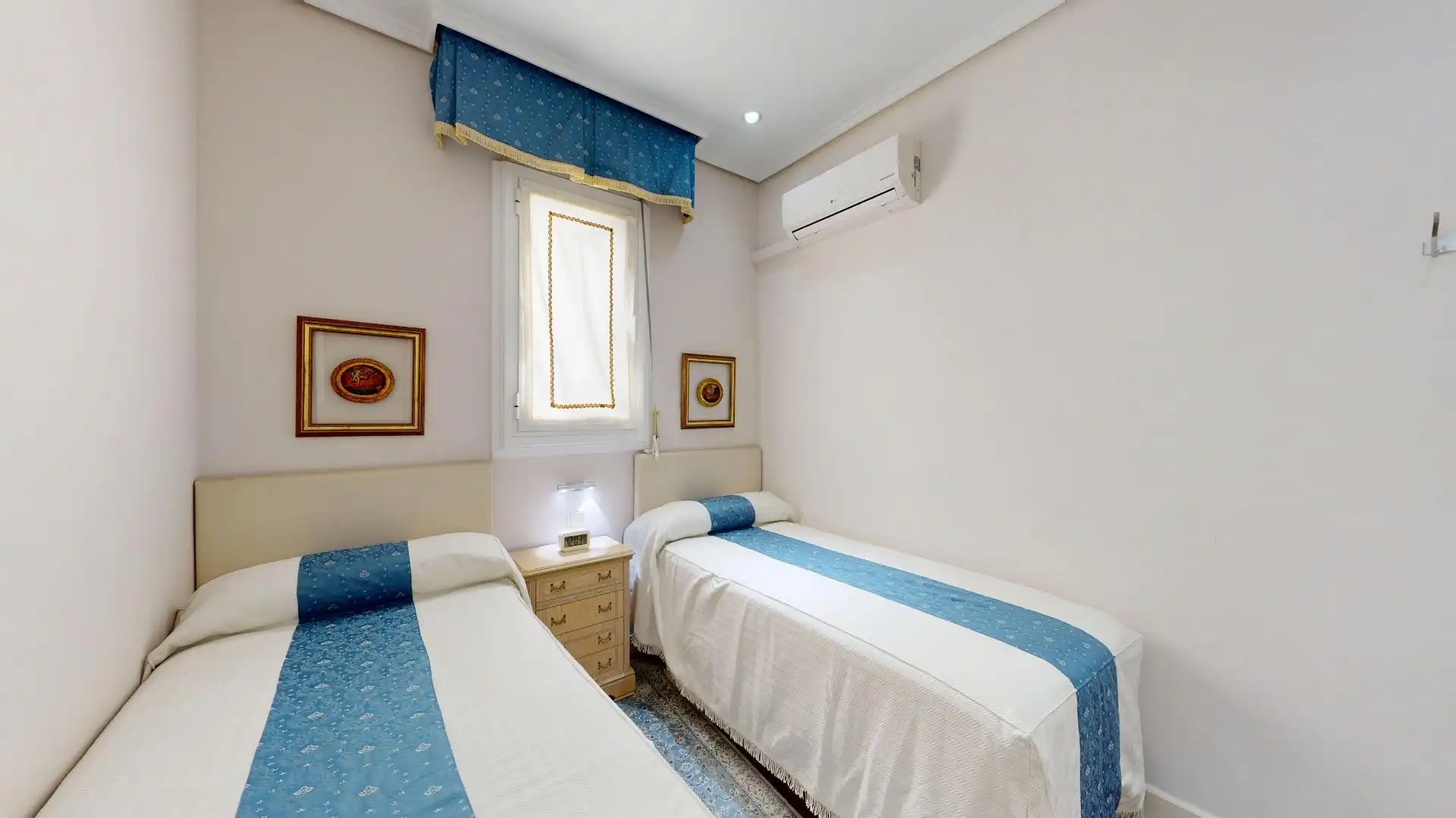 Schlafzimmer von Wohnung zum Verkauf in Valencia mit Klimaanlage, Parkett und Abstellraum