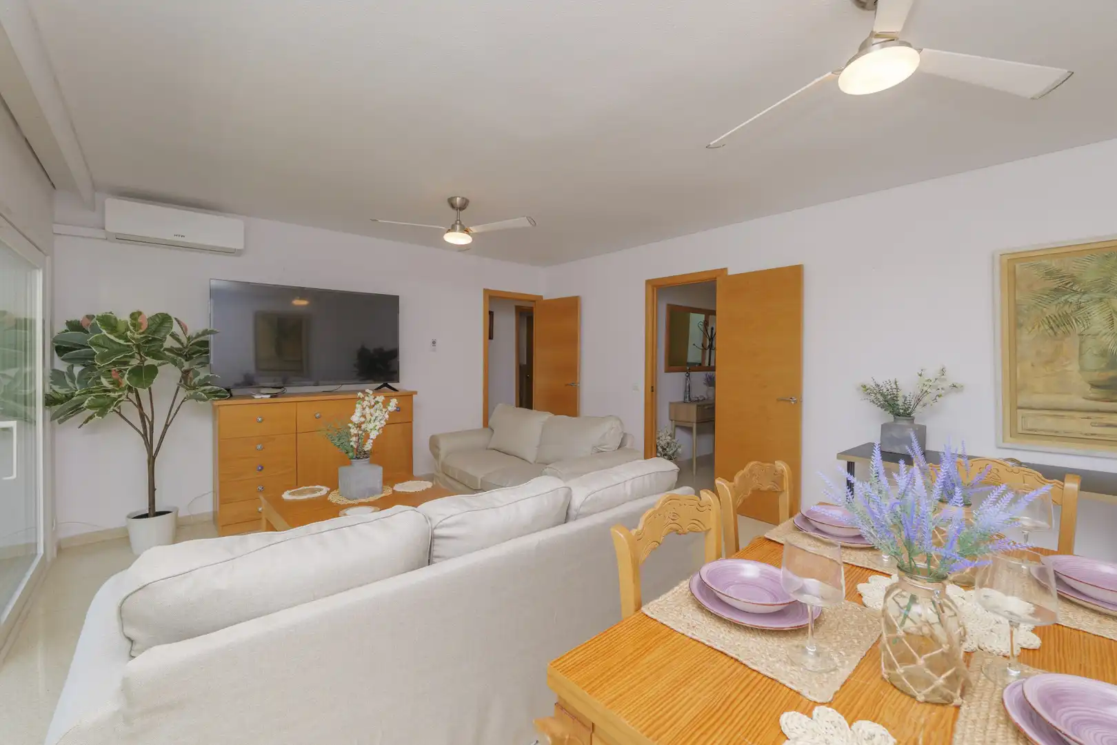 Sala de estar de Apartamento en venta en Torremolinos con Aire acondicionado, Terraza y Amueblado