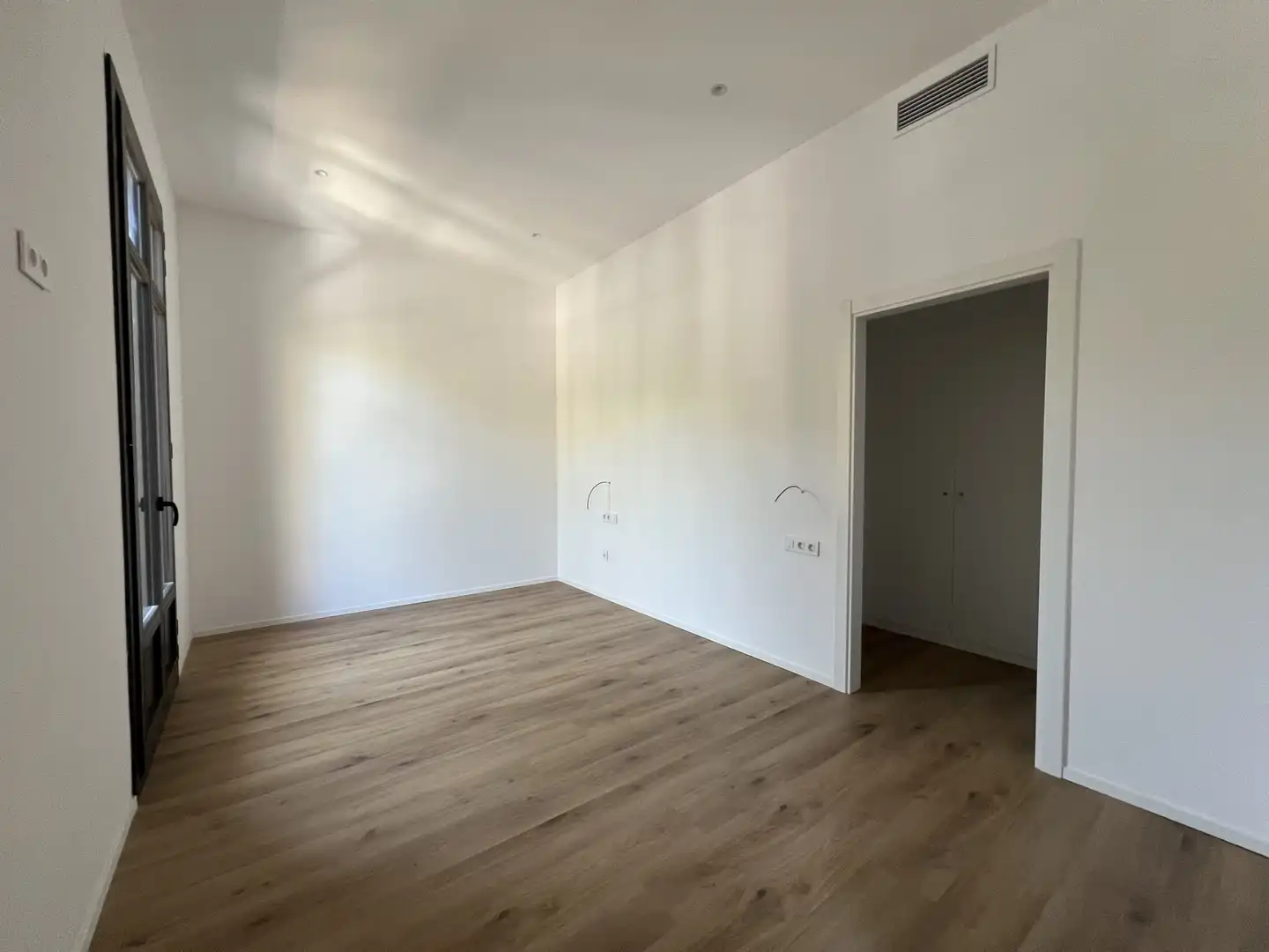 Wohnung zur Miete in Tarragona mit Klimaanlage, Terrasse und Balkon