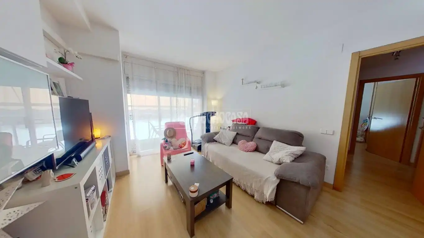 Sala d'estar de Pis en venda en Sabadell amb Aire condicionat, Parquet i Moblat