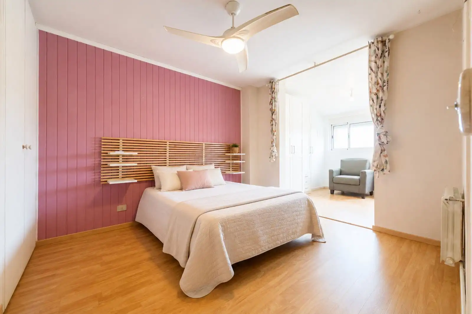 Bedroom of Detached homes for sale in Els Pallaresos  with Air Conditioner, Heating and Private garden