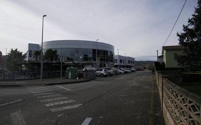 Vista exterior de Oficina de lloguer en Camargo amb Aire condicionat