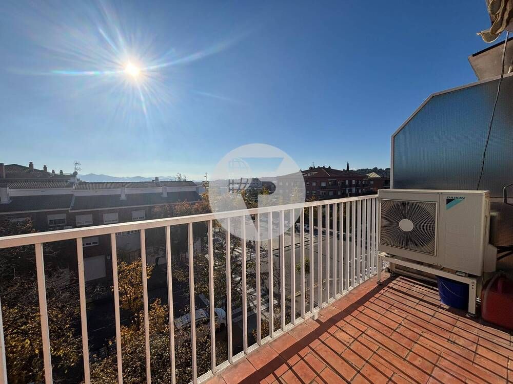 Vista exterior de Pis en venda en Granollers amb Aire condicionat, Calefacció i Balcó
