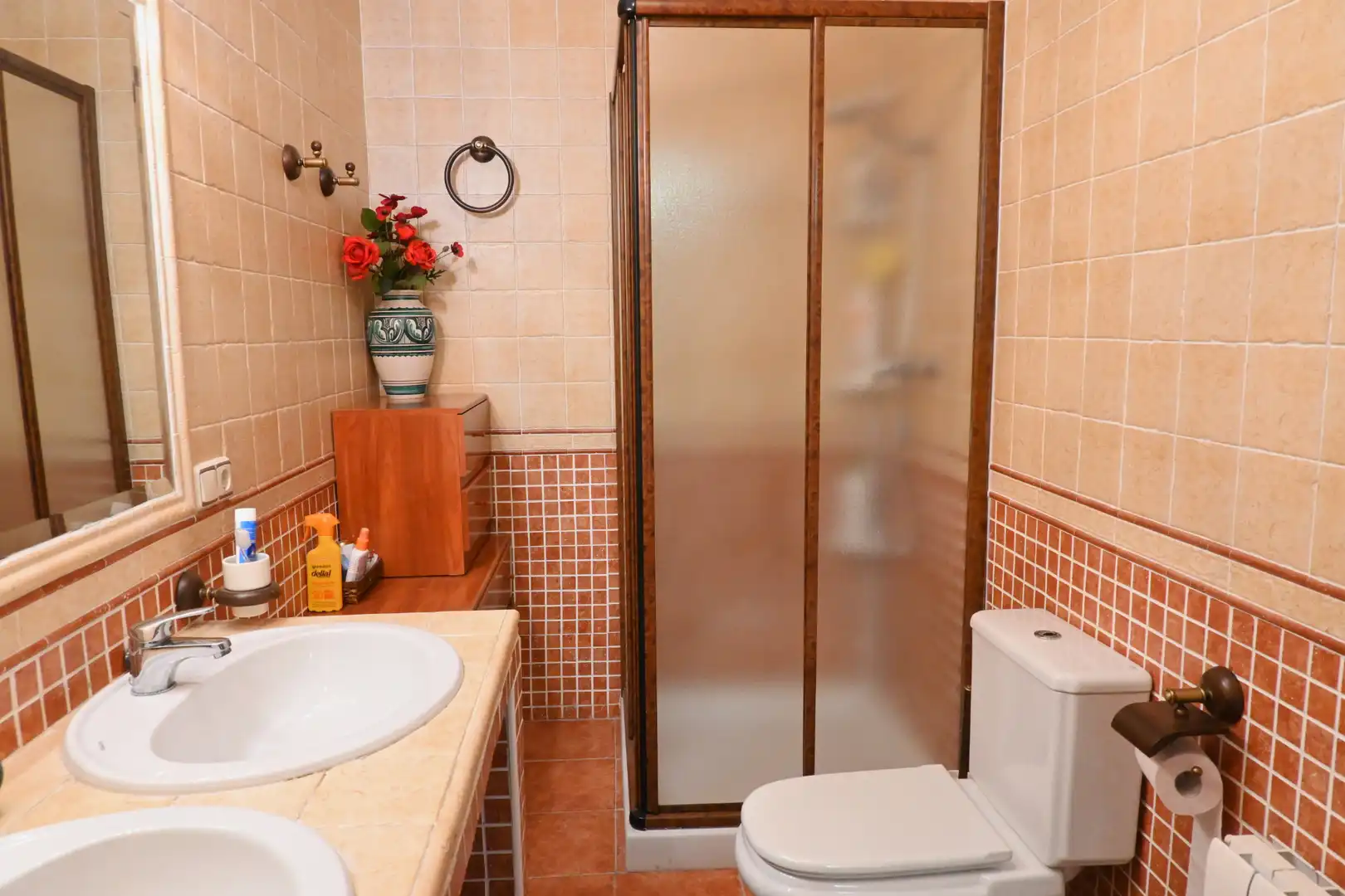 Baño de Casa adosada en venta en Las Gabias con Aire acondicionado, Calefacción y Terraza