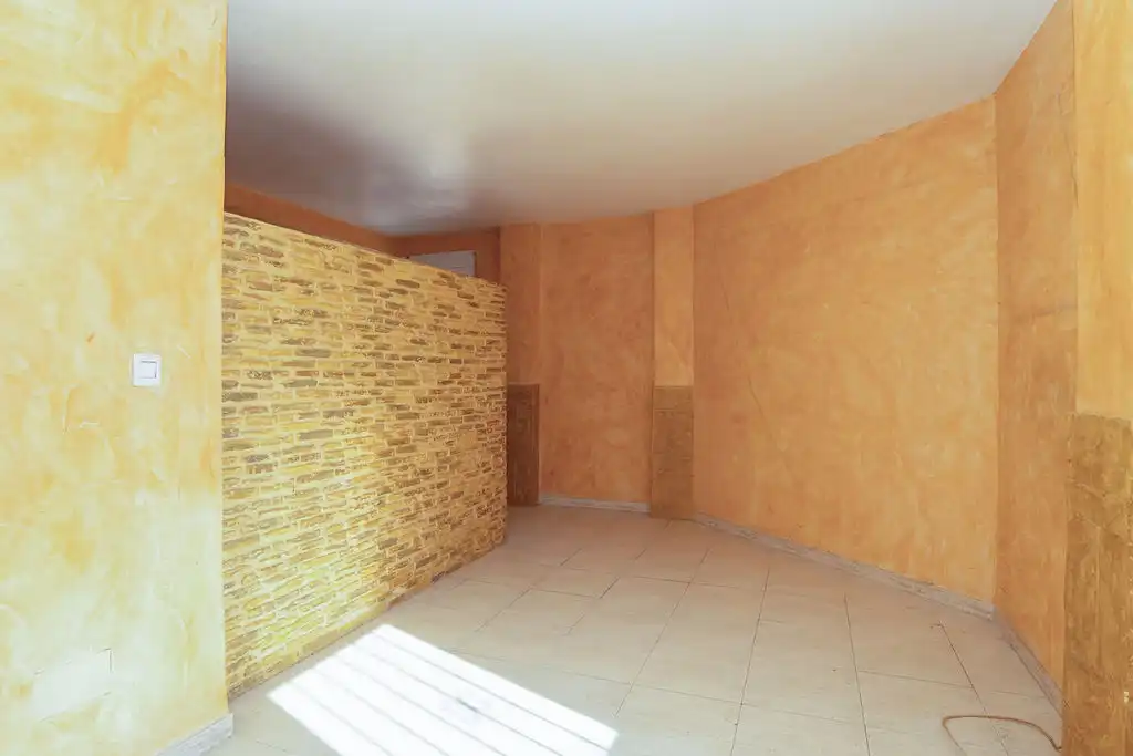 Casa aparellada en venda a C/ Federico Martín Bahamontes, imagen 3
